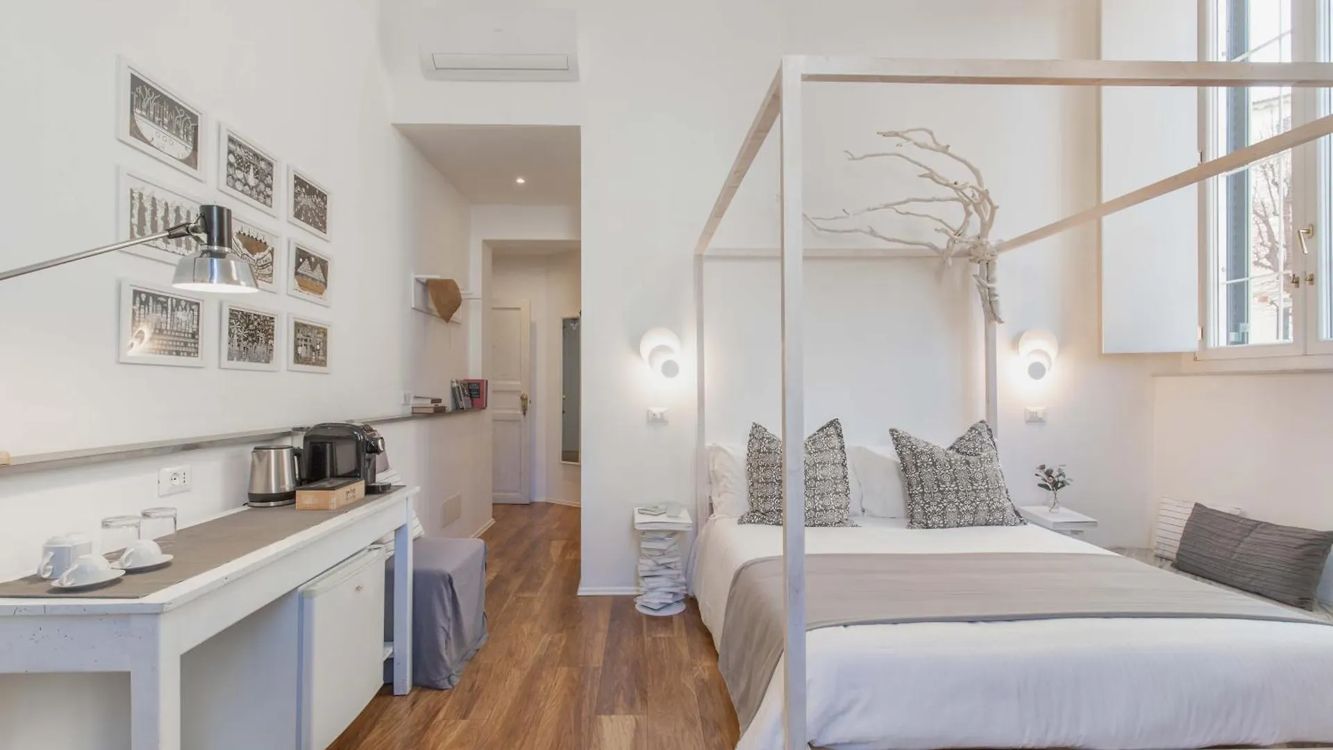 900 - Guest House Livorno