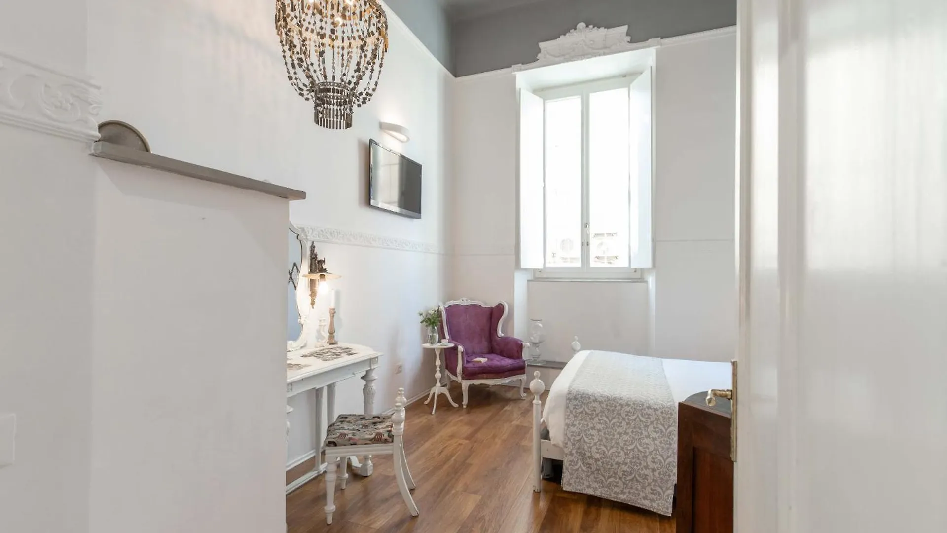 900 - Guest House Livorno