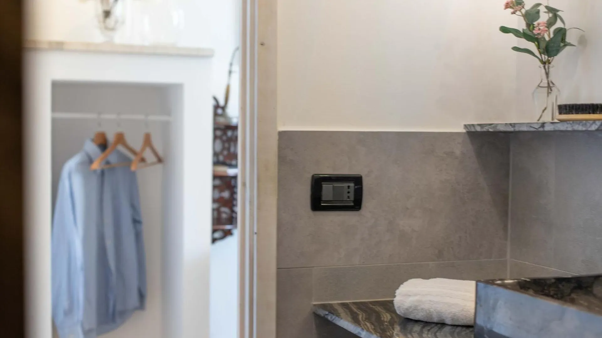 900 - Guest House Livorno 0*,