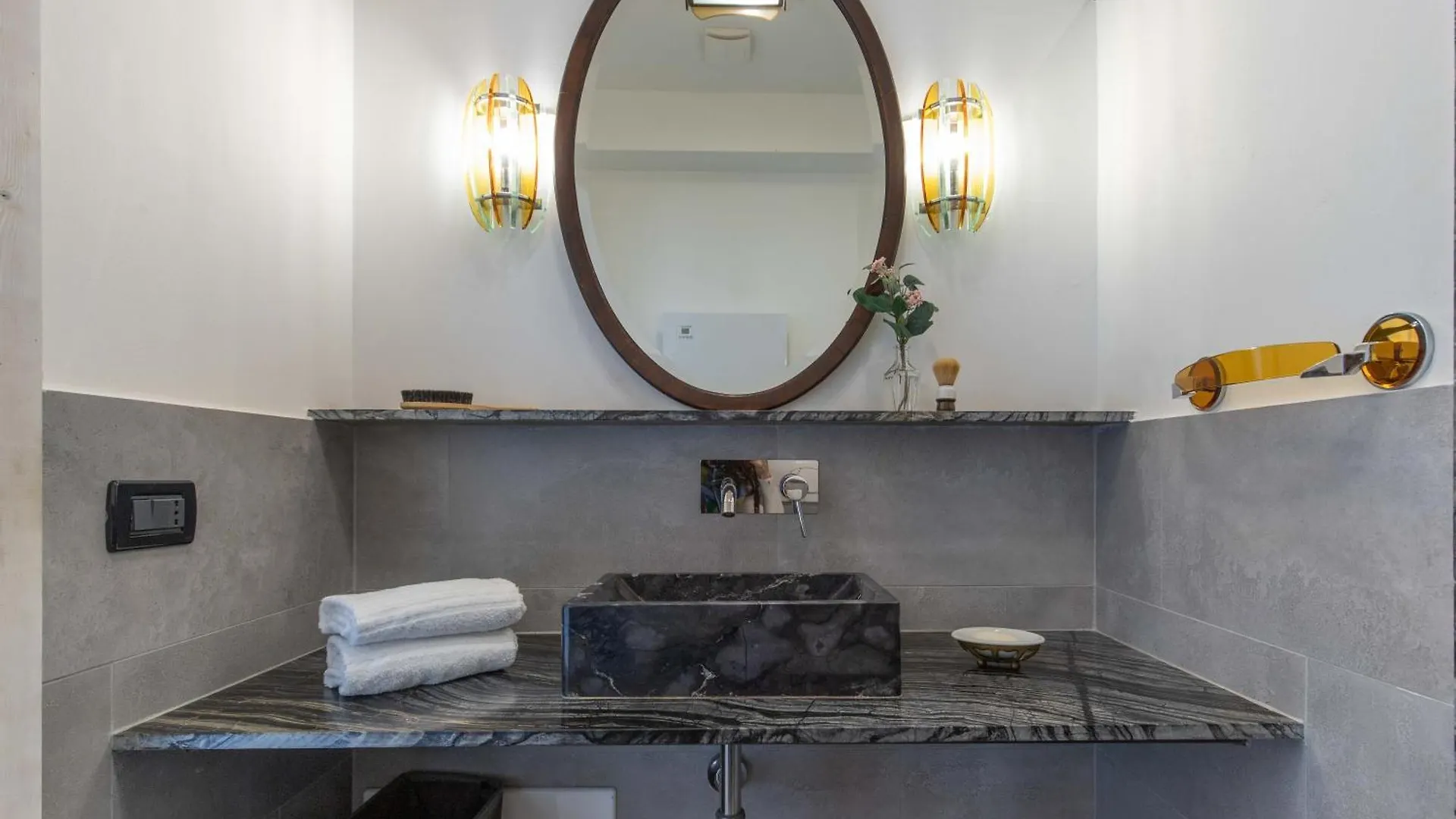 900 - Guest House Livorno