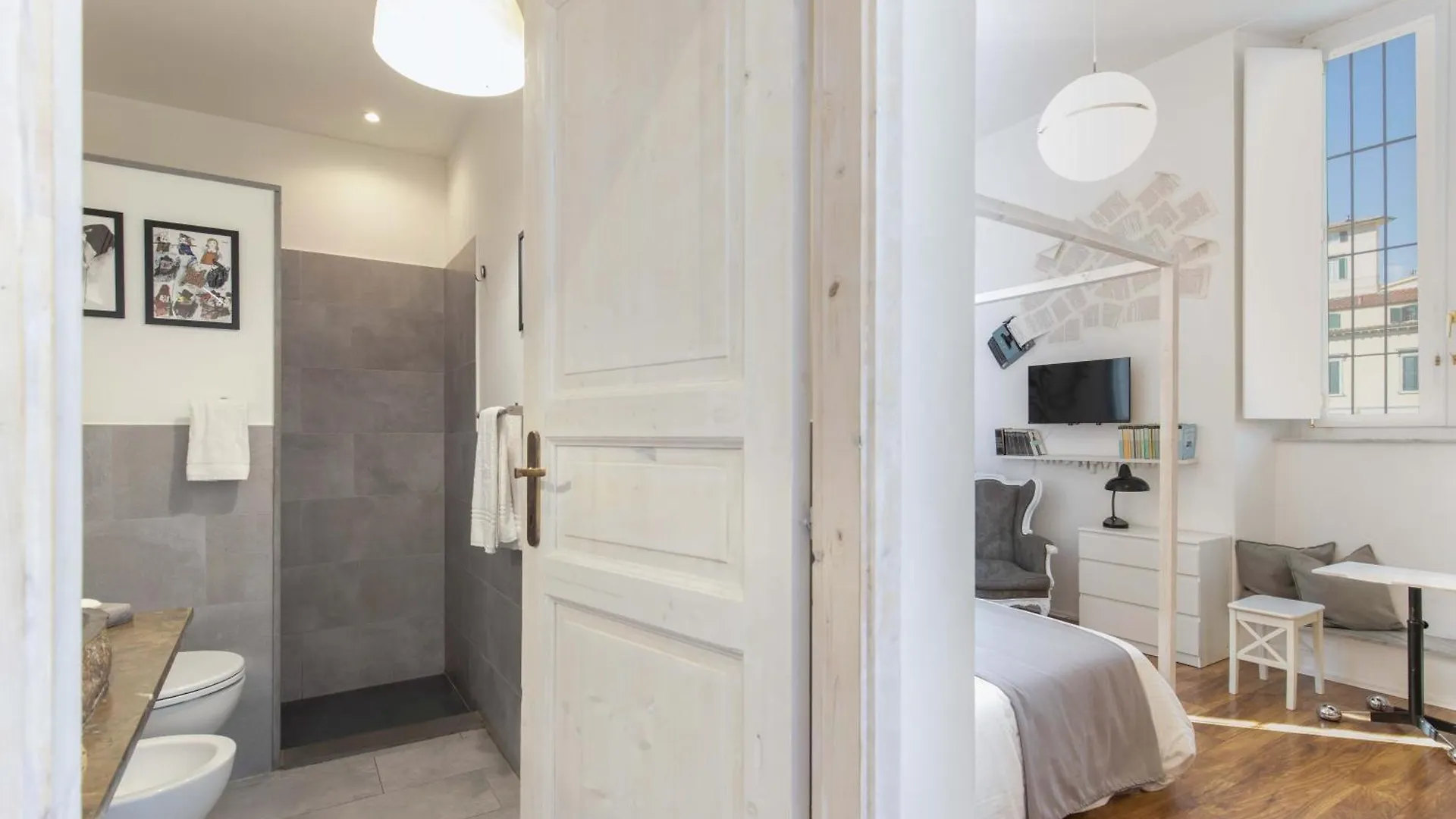 900 - Guest House Livorno