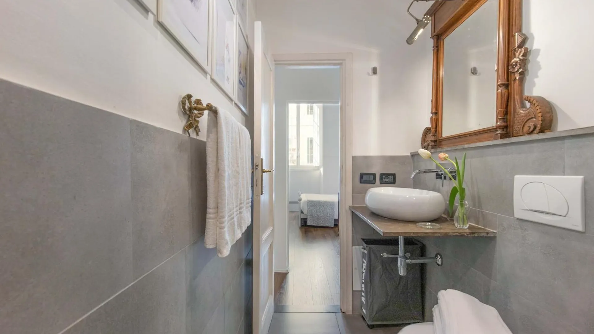 900 - Guest House Livorno